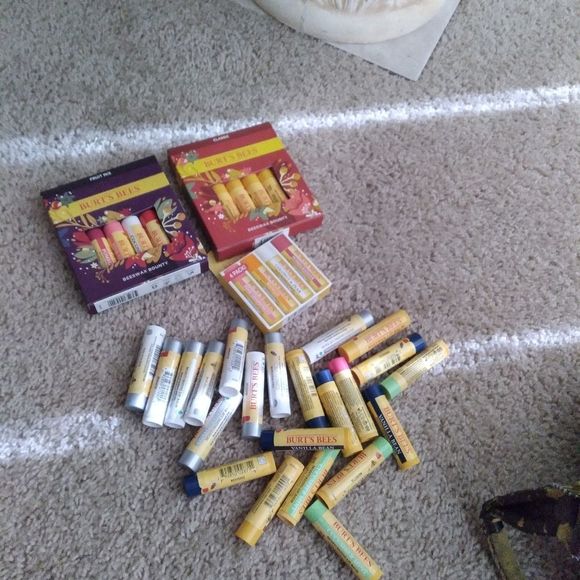 - MYSTERY lips packs 20-23 total lipsmacker & variety - Picture 10 of 12